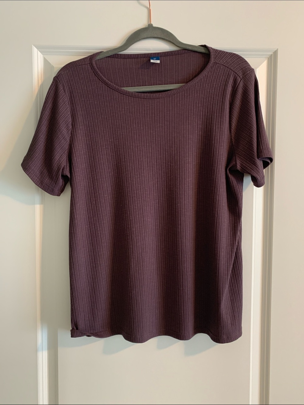 Old Navy Ribbed Short-Sleeve Luxe Tee in Plum
